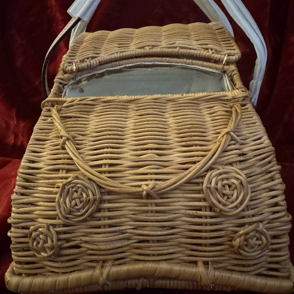 NWT limited edition Kate Spade “Vita Riva Wicker Car Bag” - Picture 4 of 10